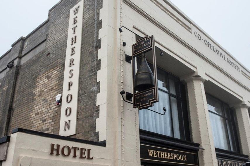 The Bottle Kiln Wetherspoon Hotell Harwich Exteriör bild