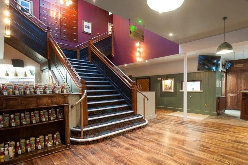 The Bottle Kiln Wetherspoon Hotell Harwich Exteriör bild