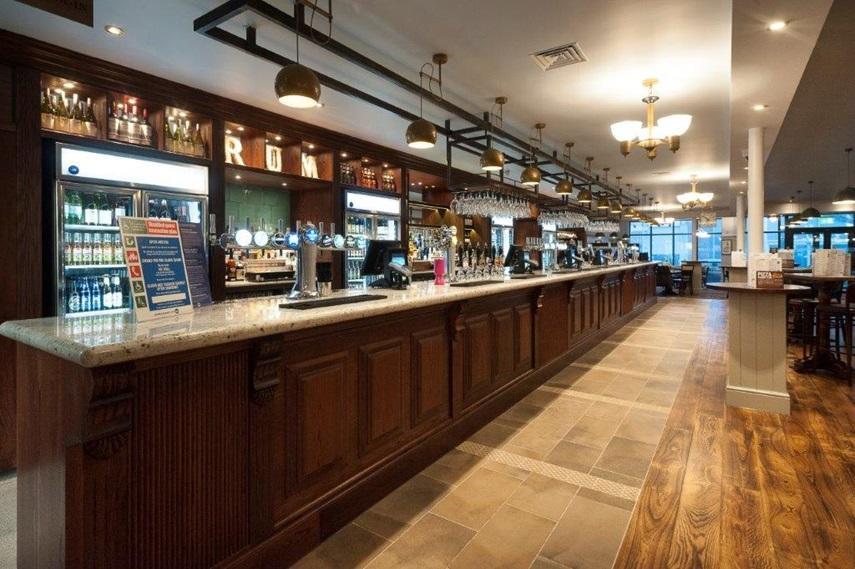 The Bottle Kiln Wetherspoon Hotell Harwich Exteriör bild